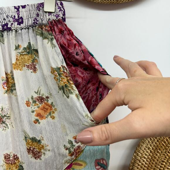 Vintage Sacred Threads Boho Mixed Flower Floral Print Pull On Pants Medium - Picture 6 of 8